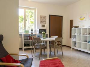 Apartment Casa sul Lario by Interhome