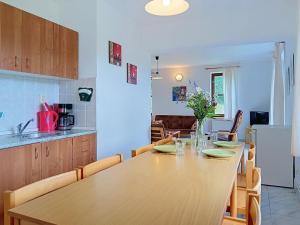 Holiday Home Green Valley Park Stárkov 16 by Interhome