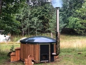 Swedish cabin in Nature, Near 3 lakes - With new Kitchen and Bathroom