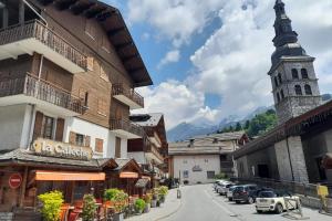 In the heart of La Clusaz everything on foot