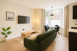 Bright & Cozy 1BR Apartment - Free Parking