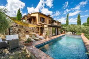 COLLE CALZOLARO 8, Emma Villas