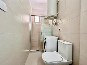 1BR Apt in loutraki with mountain view