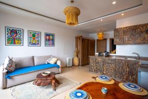 Panoramic Ocean Apartment