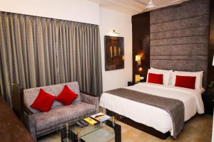 Nature & River View Resort
