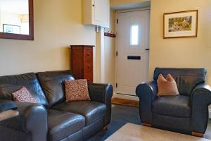 Bolthole Cottage for 2 -views - Central Ambleside