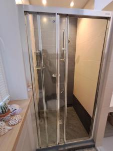 Oasis on the Hill, Apartment 10 minut from Old Town