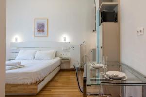 Syntagma Gem 2
