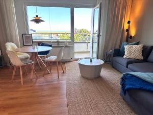 Sky & Sand Homes Dünenblick I Zentrale Wohnung mit Meerblick & Balkon