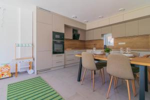 Family Friendly Villa in Fonyód w Pool & Ac by NW