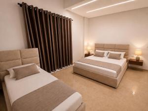Dine Hotel