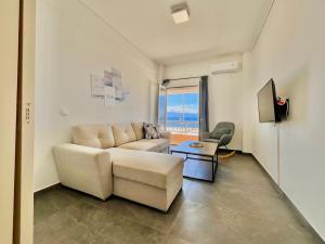 1BR Apartment Beachside
