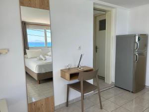 Annoula Studios and Apartments