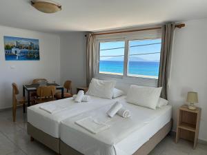 Annoula Studios and Apartments