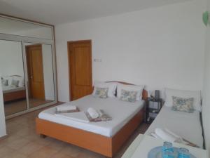 Pensiunea Casa Johnelly