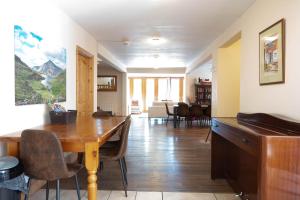 Betws Y Coed Holiday Home by Guestz