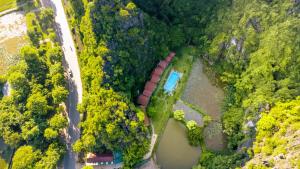 Tam Coc Aurora Valley