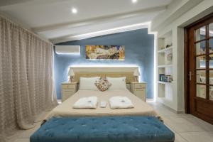 Villa Sophie - Sunny Retreat!