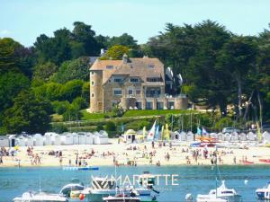 -HANNAH- Joli cocon avec vue sur la ville-close