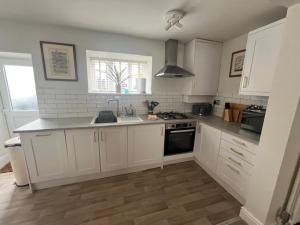 Bay Cottage No 5