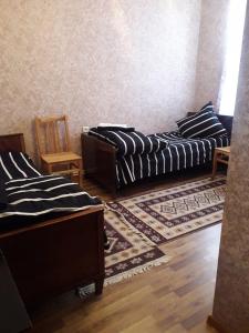 Babostan Stumrad, ბაბოსთან სტუმრად