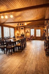 Cabana Manea Forest Hub