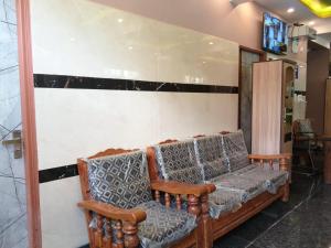 Grand Stay Rooms Wipro SEZ Wifi Kitchen Laundry