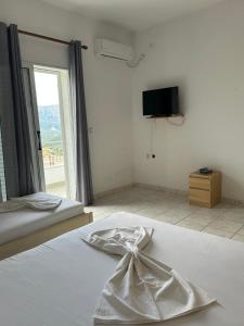 Spiros Guesthouse