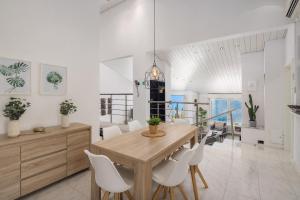 Carpe Diem - XL Apartments with Pool and Seaview