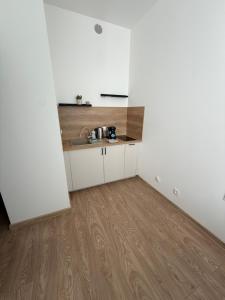AVAR Apart Hotel