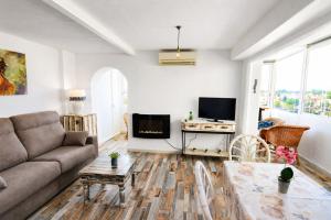 396-Studio Vue Marina