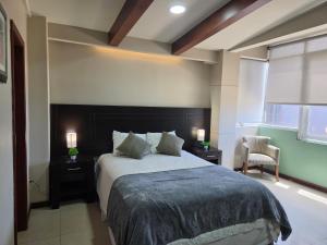 Ground level with ocean view apartment