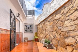 Golden Nest I Sea Views I 2 Homes I BBQ I AC