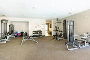 Ocean & Marina View Condo with Balcony, Pool, Hot Tub & Gym