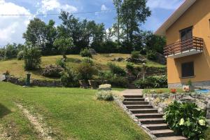 Como Lake flat in magic garden