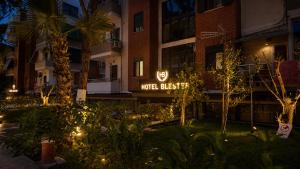 Blester Hotel Golem Durres