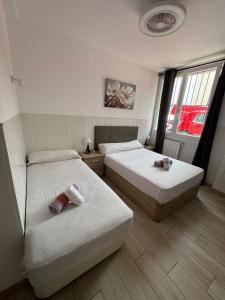 RI HOSTELs