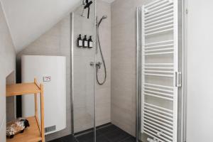 Schlossberg Panorama Studio - 1 BR & Lift & Free Parking by HERO HOMES Graz