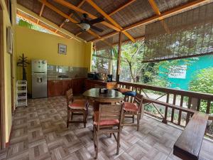 Bocaraca Caribbean Stay at Playa Chiquita