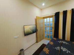 Elegant luxury newly built 2BHK stay in Sec 92 Mohali