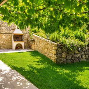 Endless Green Villa