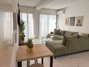 The Cozy Olive Retreat