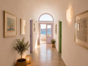 Mamma Mia Santorini Suites-Volcano -Caldera -Sunset View