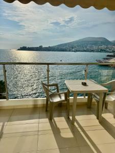Sunset Apartment With Private Beach