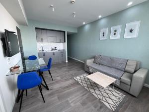 Sea View 1BR Alliance