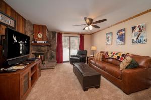 Beaver Village Unit #0412R
