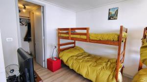 Austral-Home with extraordinary sea view