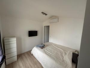 Villa en Duplex - Climatisée - Jardin - Parking - Proche de la mer à Sanary