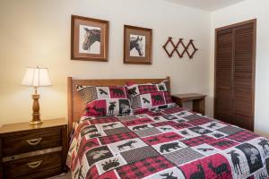 Beaver Village Unit #2032R