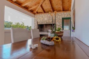 Mediterranean Oasis Villa with Private Pool & Summer Kitchen